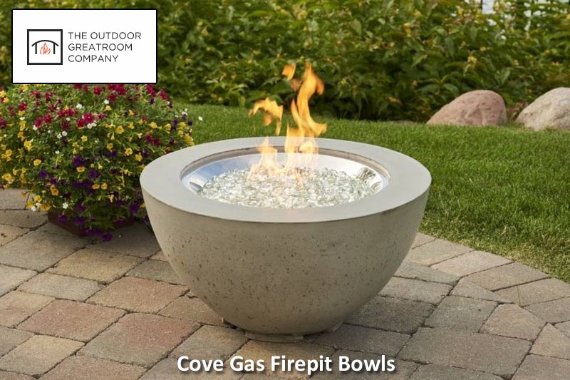 Round Concrete Fire Pit with Flame